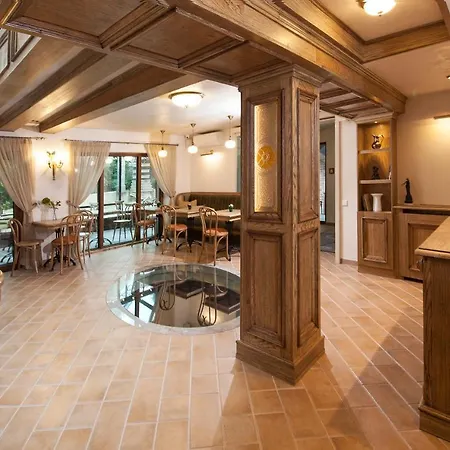Хотел Flavia Heritage Boutique 3*