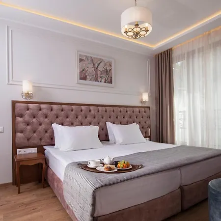 Хотел Flavia Heritage Boutique 3*