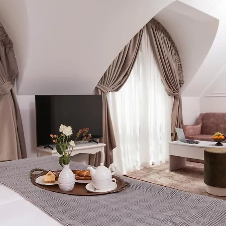 Flavia Heritage Boutique فندق بلوفديف