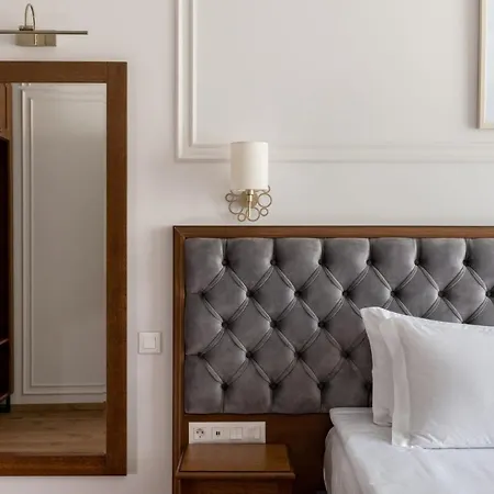 Hotel Flavia Heritage Boutique 3*